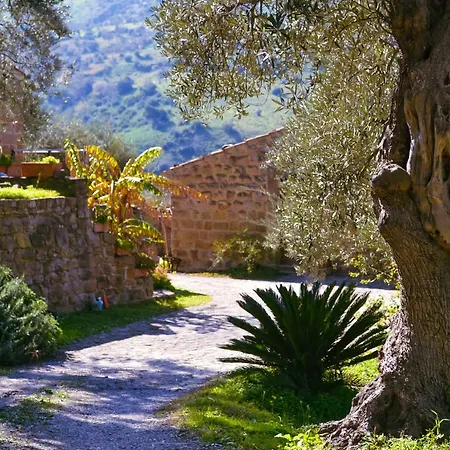 Masseria Maggiore Pettineo